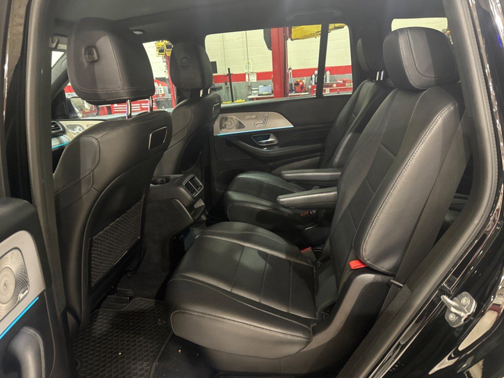 2020 Mercedes-Benz GLS 450 photo 6