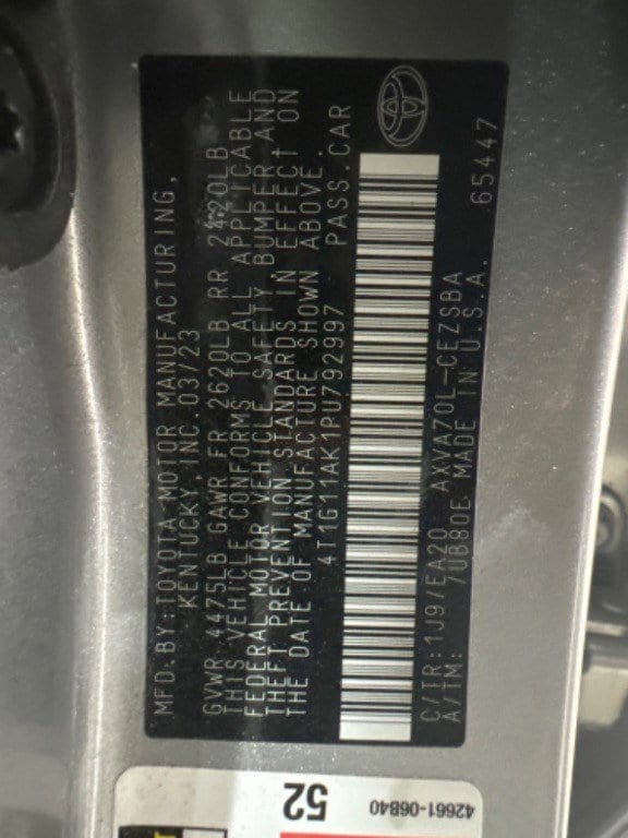 2023 Toyota Camry SE photo 3