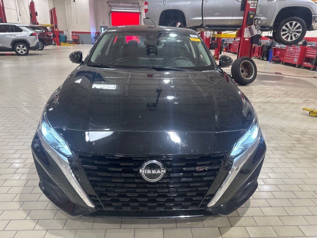 Used 2023 Nissan Altima 2.5 SL Sedan