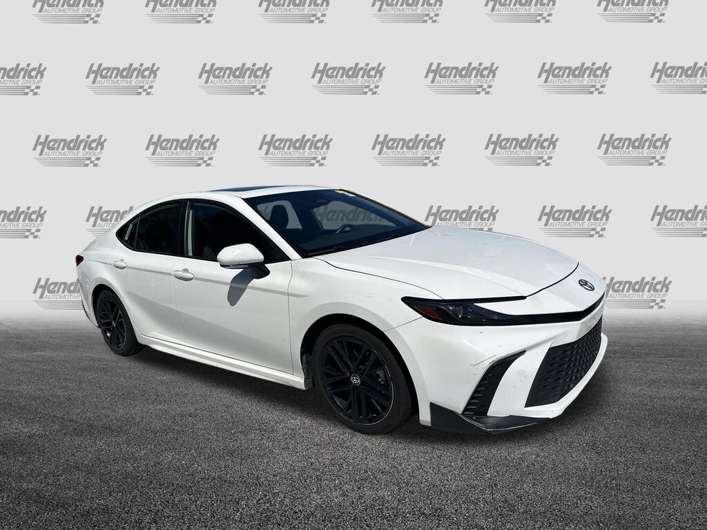 Used 2025 Toyota Camry SE Sedan