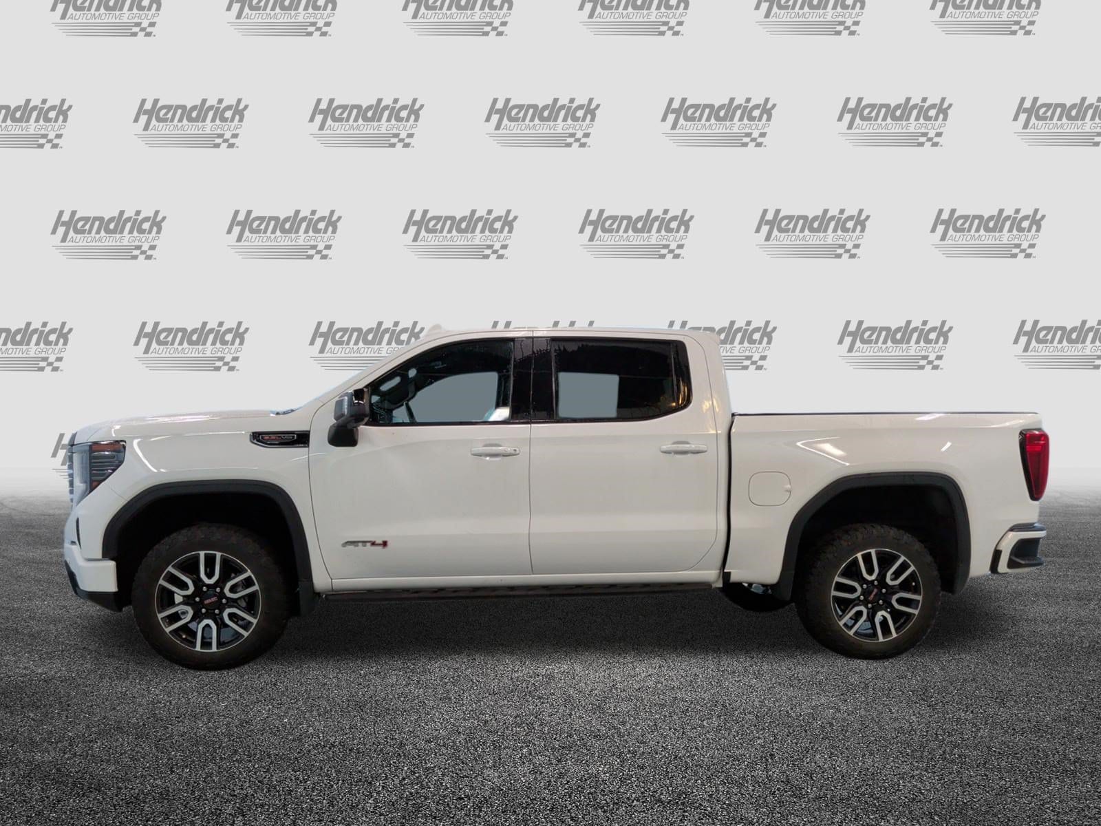 2024 GMC Sierra 1500 AT4 - Photo 8