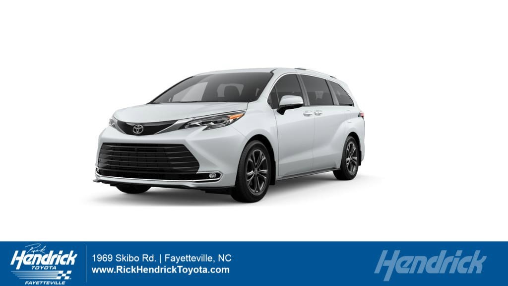 2026 Toyota Sienna Platinum's photo