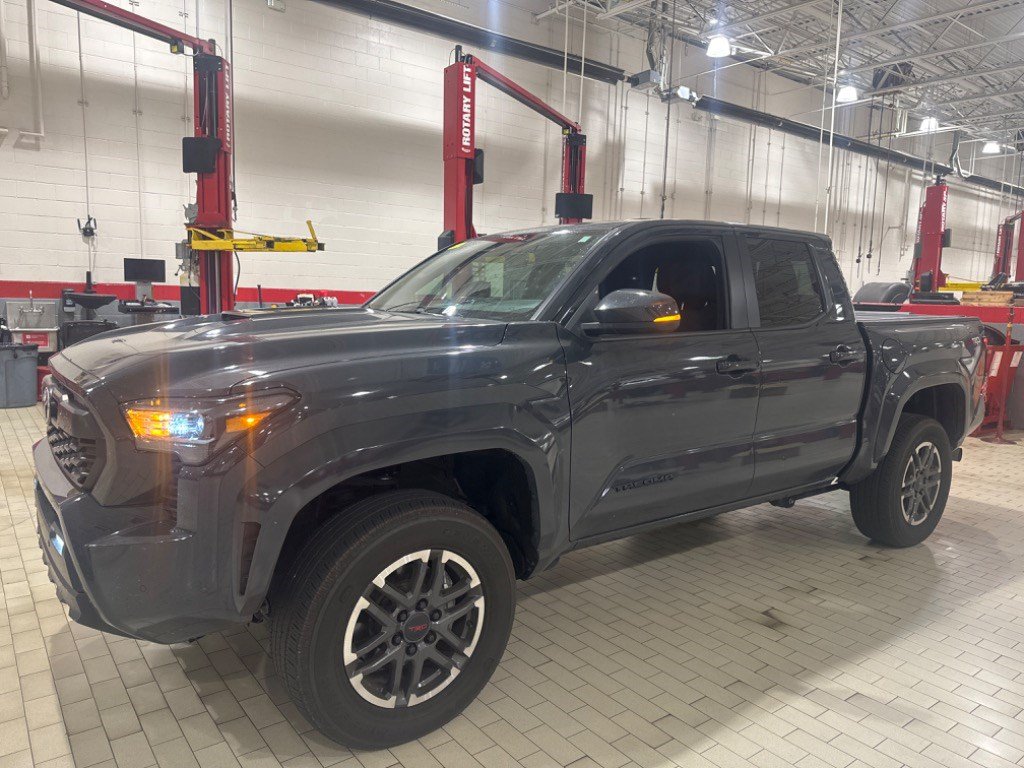Toyota Tacoma 2WD TRD Sport