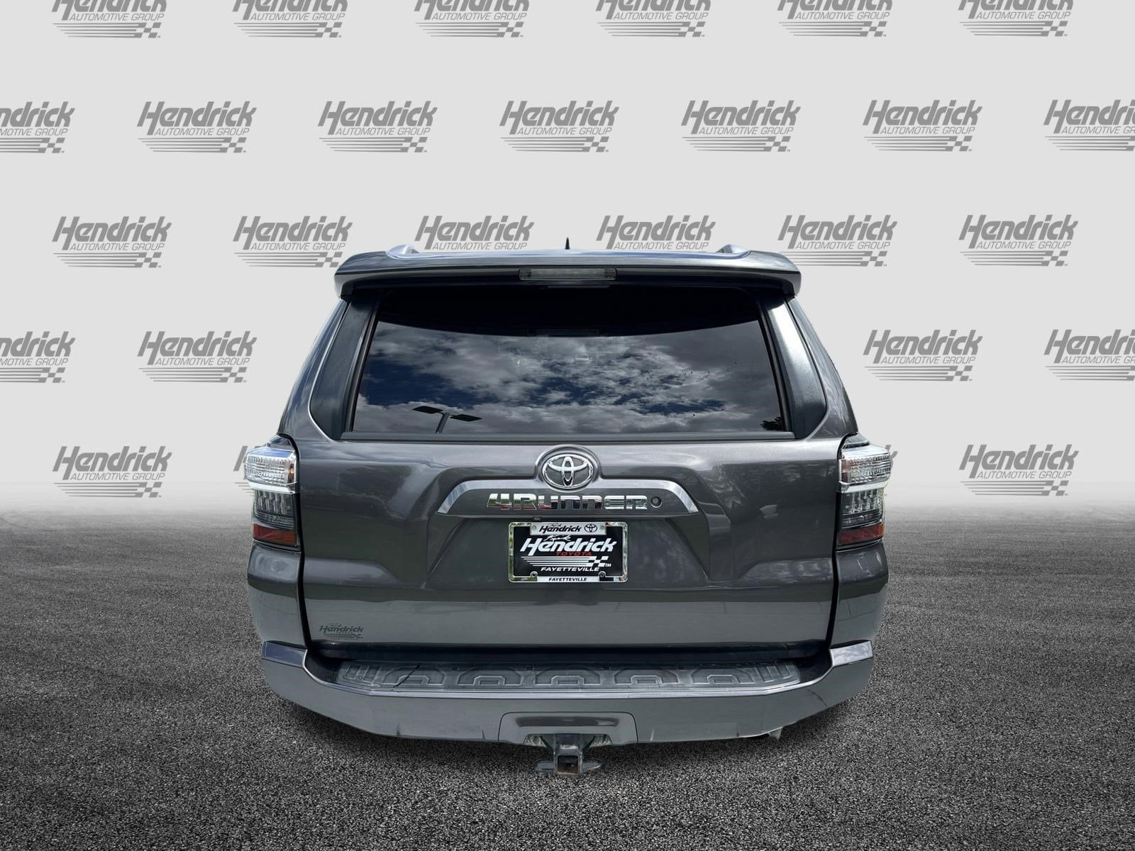 2018 Toyota 4Runner SR5 Premium photo 3