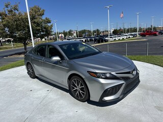 2024 Toyota Camry SE Sedan