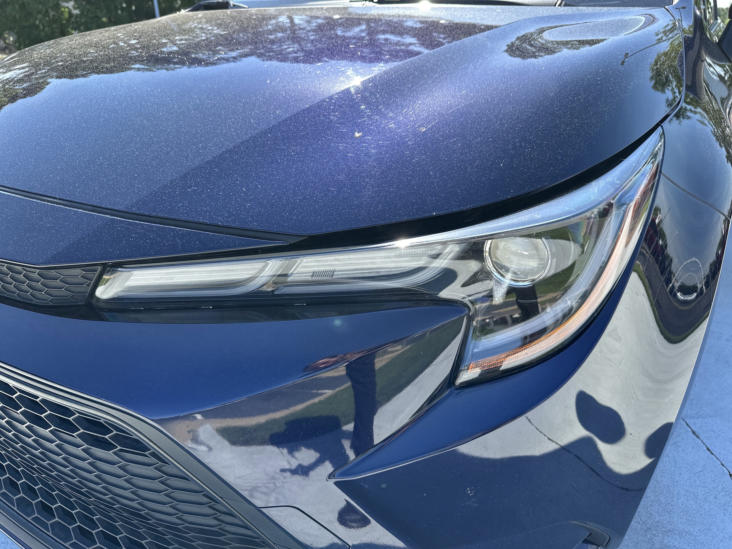 2022 Toyota Corolla Hybrid LE photo 5