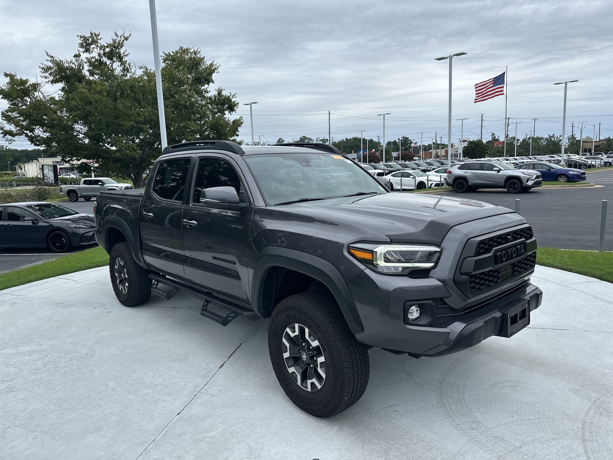 2022 Toyota Tacoma 4WD TRD Off Road