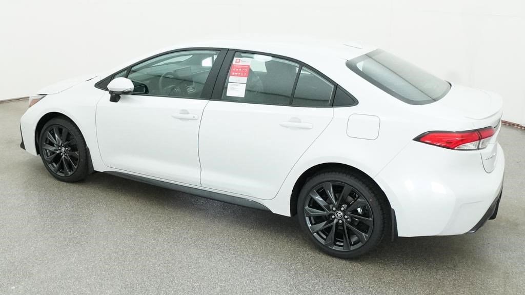 2026 Toyota Corolla SE photo 6