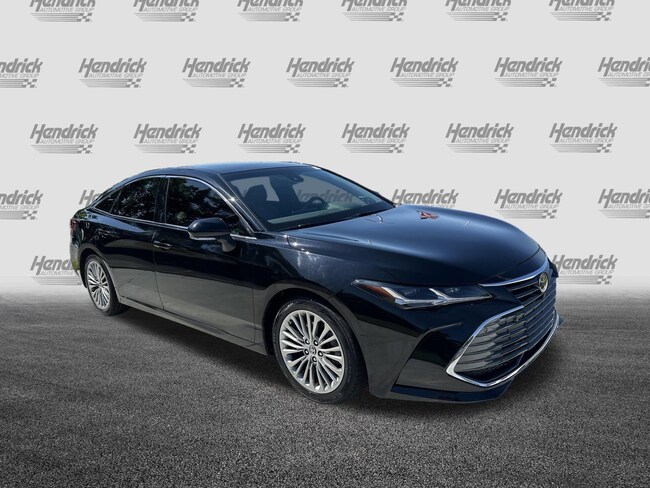 2022 Toyota Avalon Limited Sedan