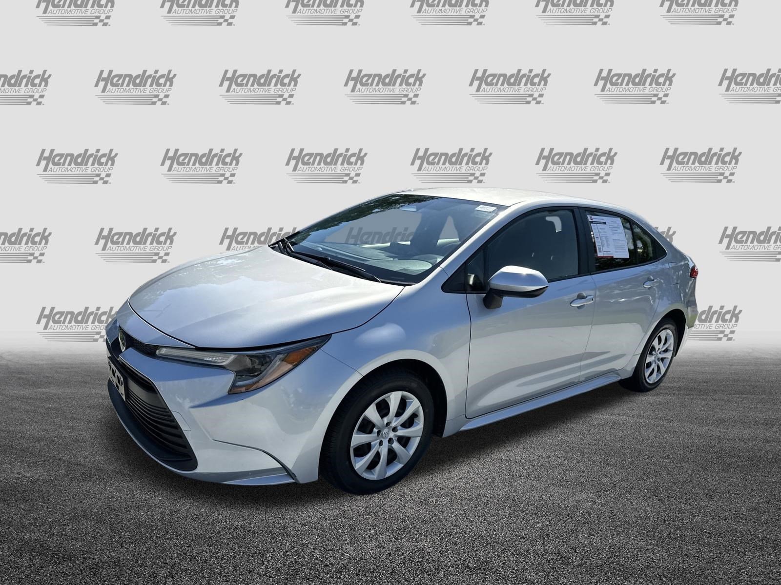 2024 Toyota Corolla LE photo 4