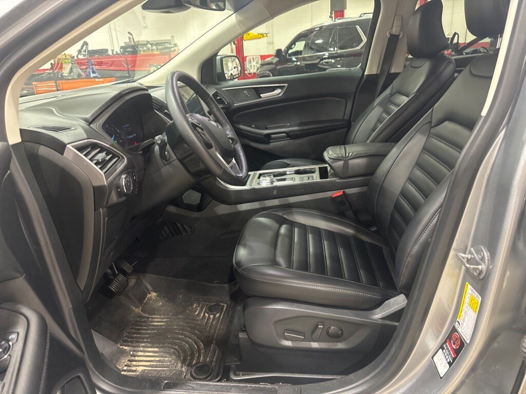 Used 2024 Ford Edge SEL SUV