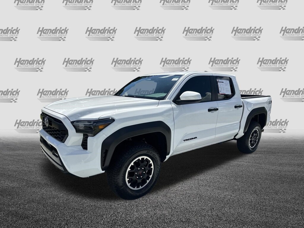 Certified 2025 Toyota Tacoma 4WD SR5 Pickup