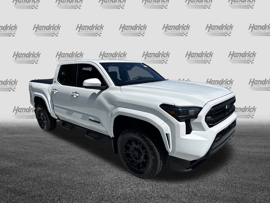 Used 2025 Toyota Tacoma 2WD SR5 Pickup
