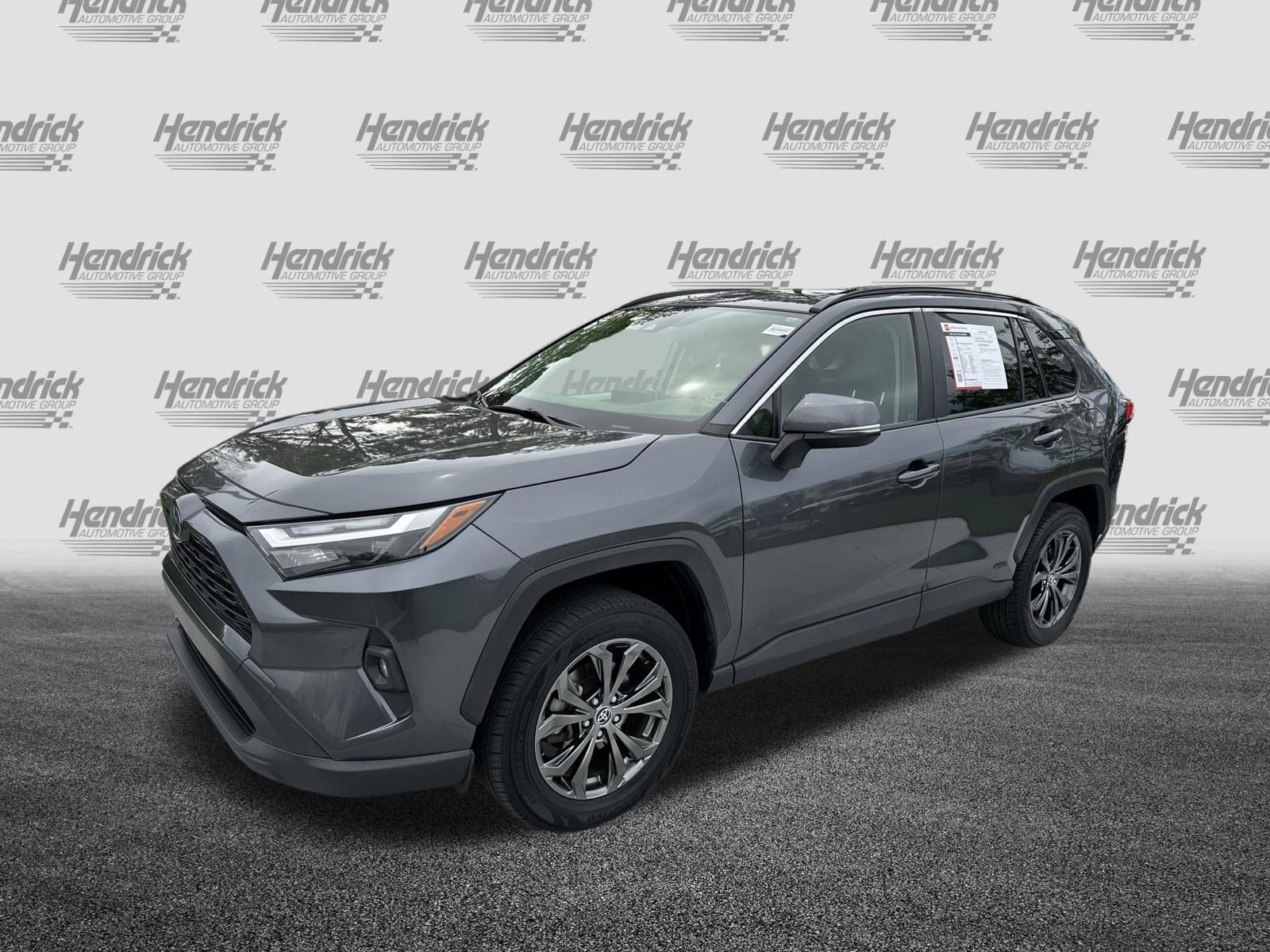 2023 Toyota RAV4 Hybrid XLE Premium photo 4