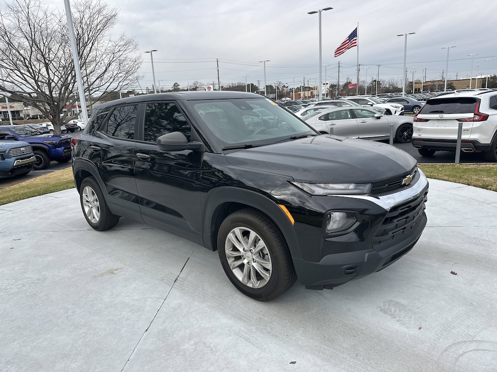 Used 2022 Chevrolet Trailblazer LS SUV