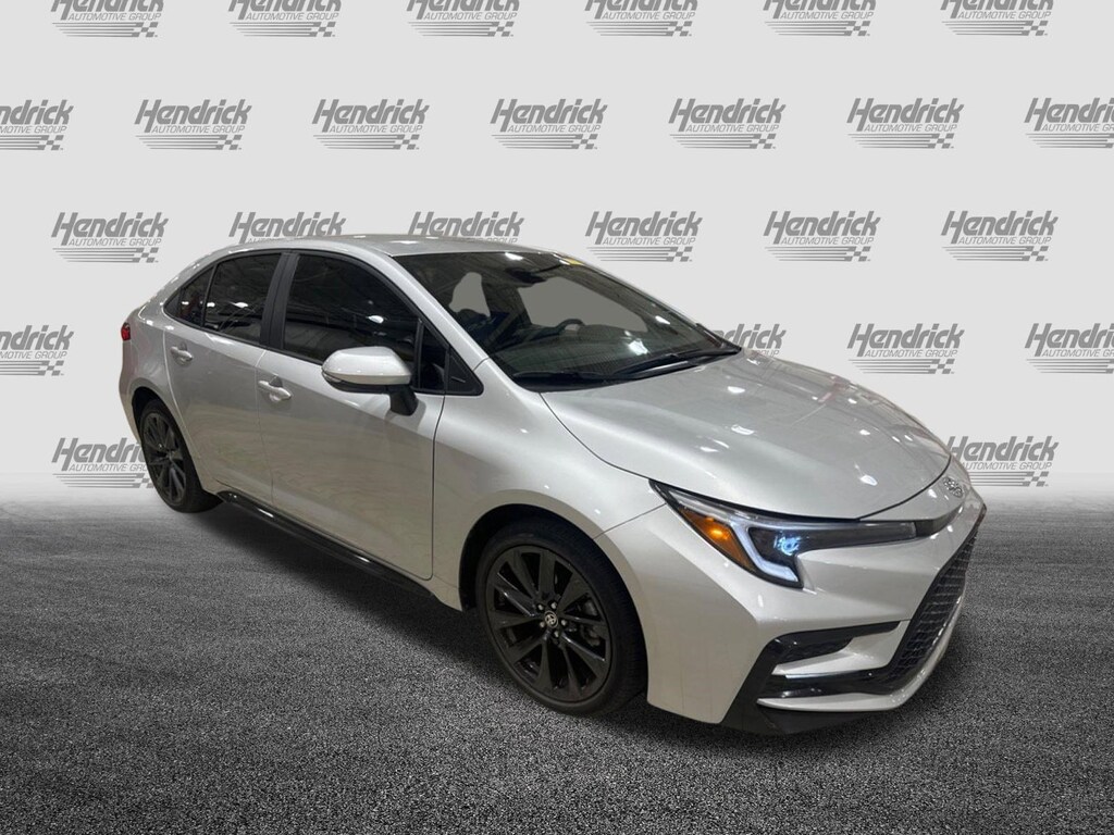 Used 2024 Toyota Corolla SE Sedan