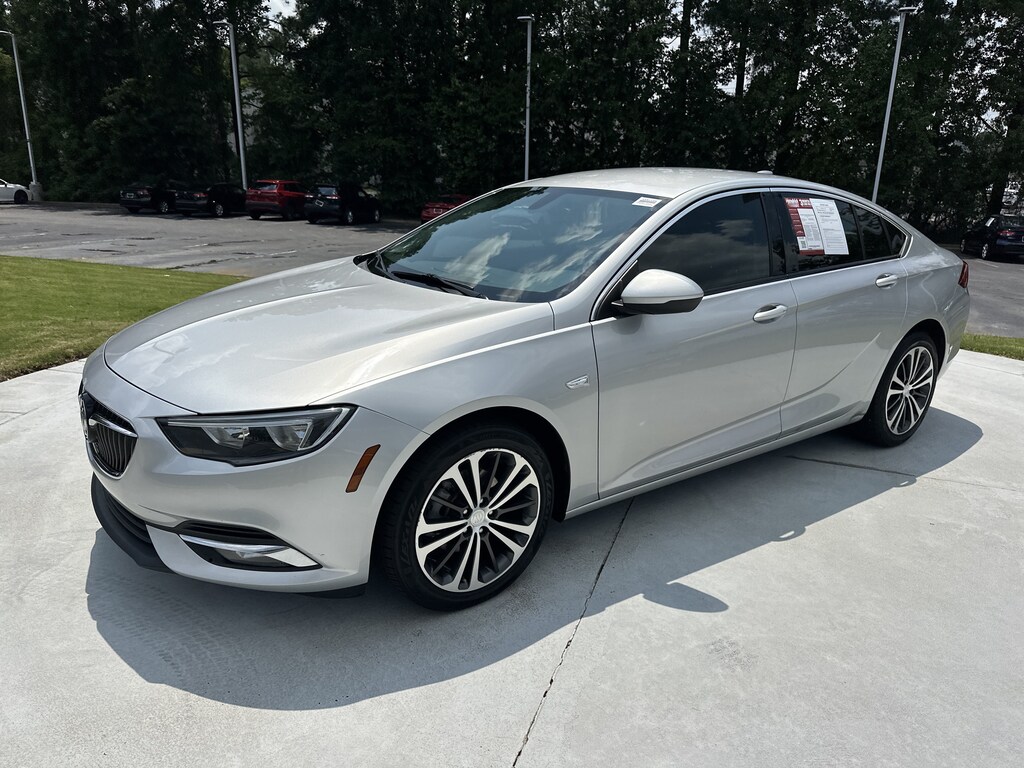 Used 2020 Buick Regal Sportback Essence Hatchback