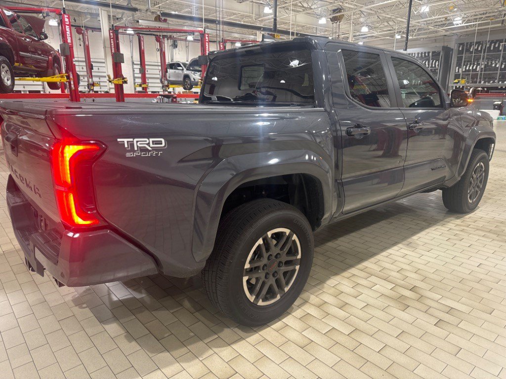 Toyota Tacoma 2WD TRD Sport