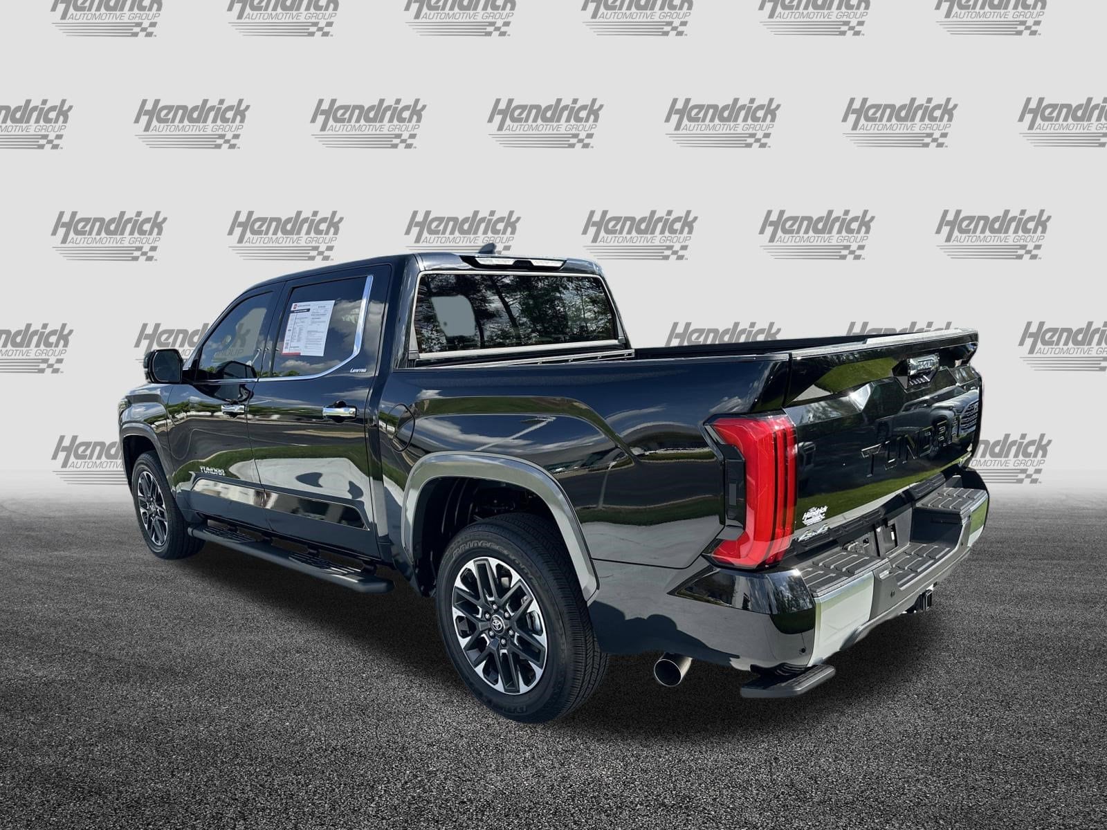 2025 Toyota Tundra 4WD Limited Hybrid photo 3