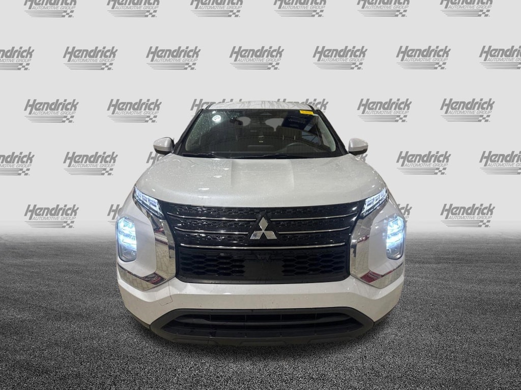 Used 2022 Mitsubishi Outlander ES SUV
