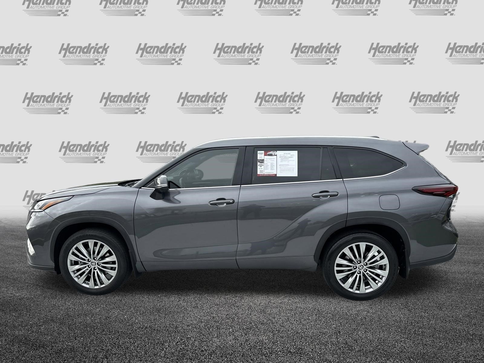 2024 Toyota Highlander Platinum photo 6