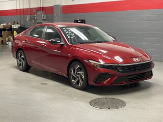 2025 Hyundai Elantra SEL Sport Sedan
