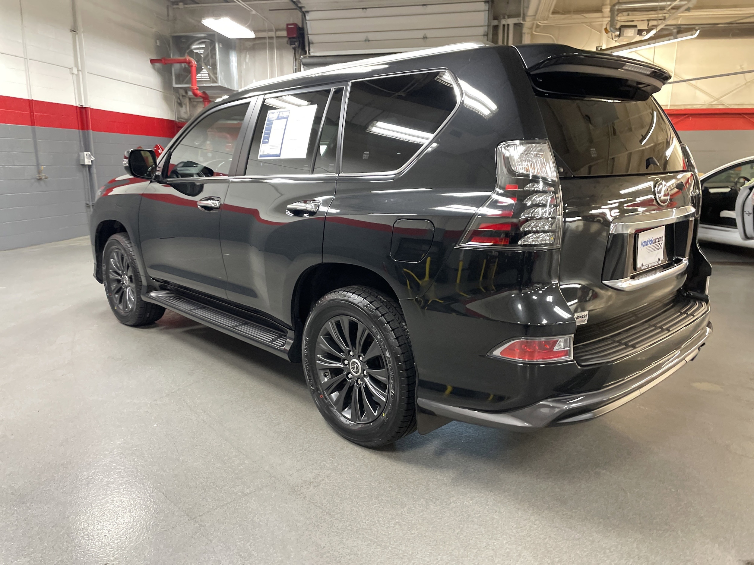 2023 LEXUS GX GX 460 Luxury photo 6