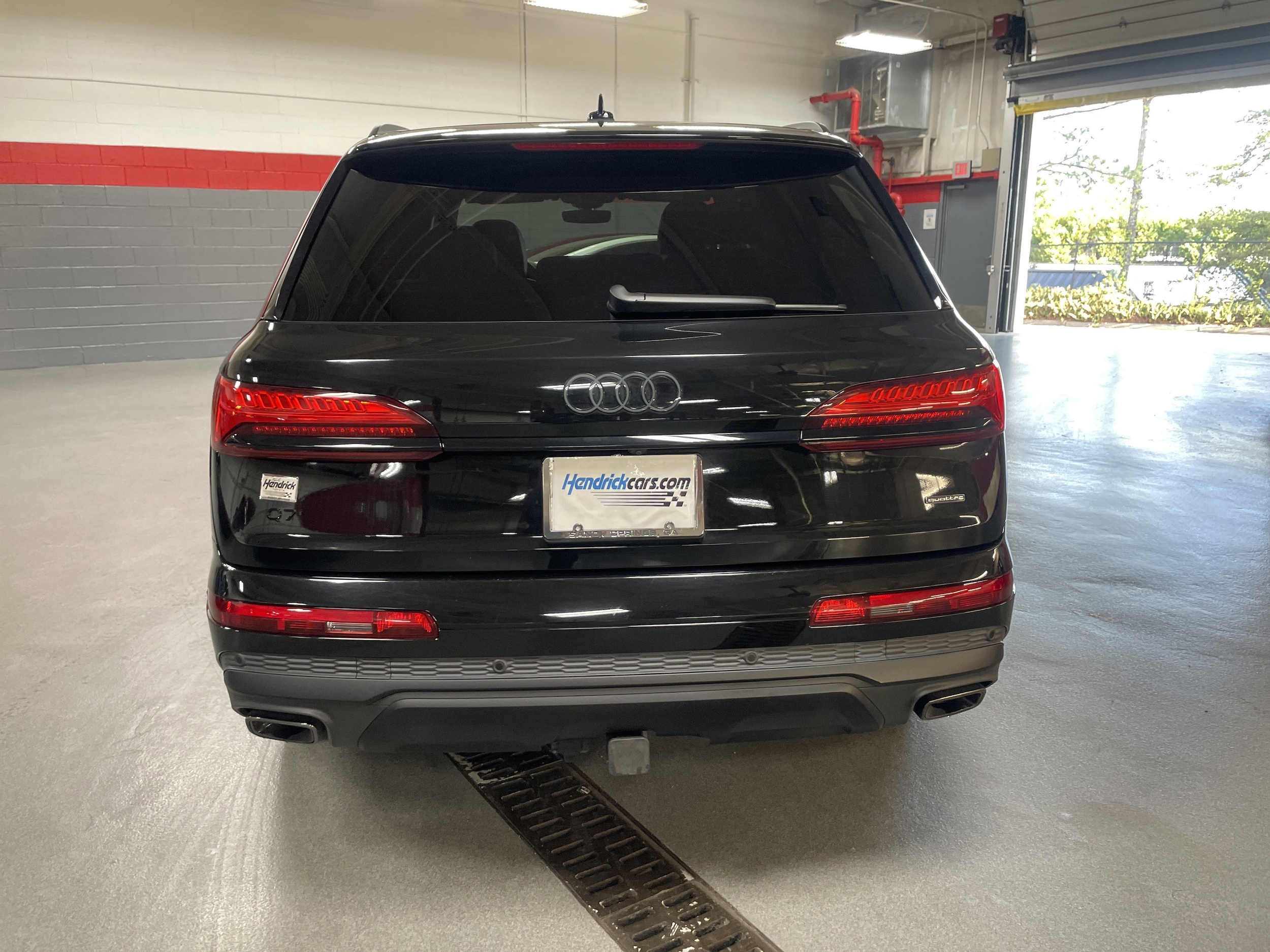 2025 Audi Q7 Prestige photo 3