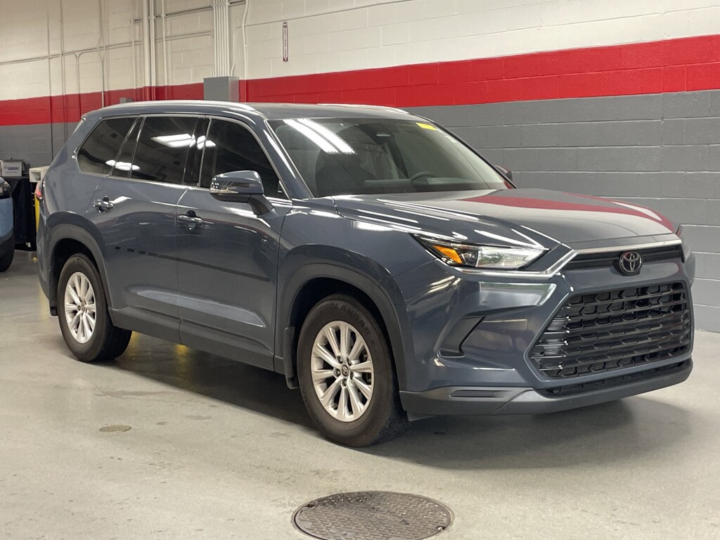 Used 2024 Toyota Grand Highlander XLE SUV
