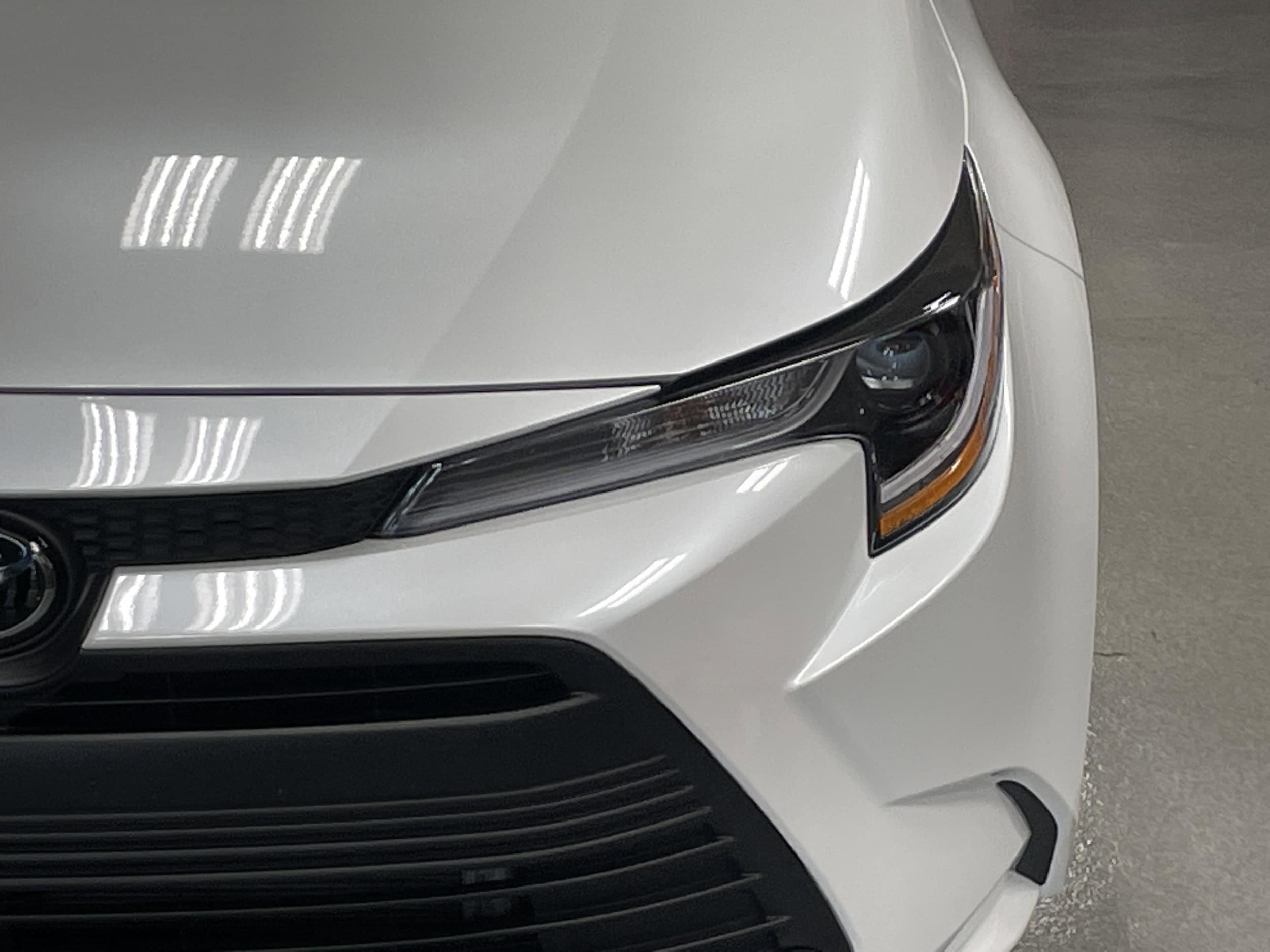 2026 Toyota Corolla LE photo 4