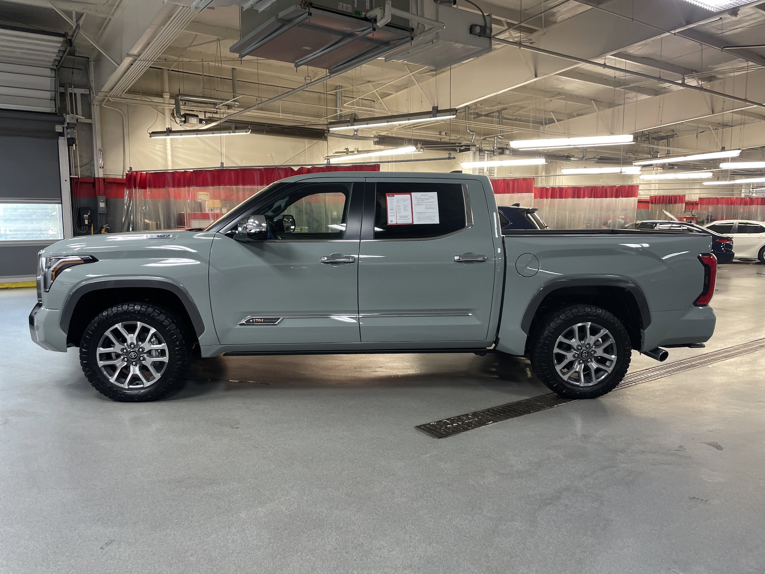 2026 Toyota Tundra 4WD 1794 Edition Hybrid photo 5