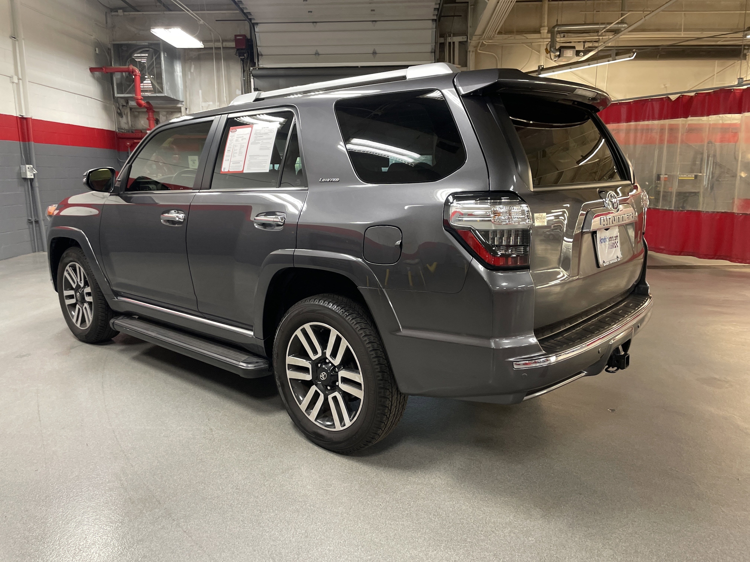 2023 Toyota 4Runner Limited photo 6