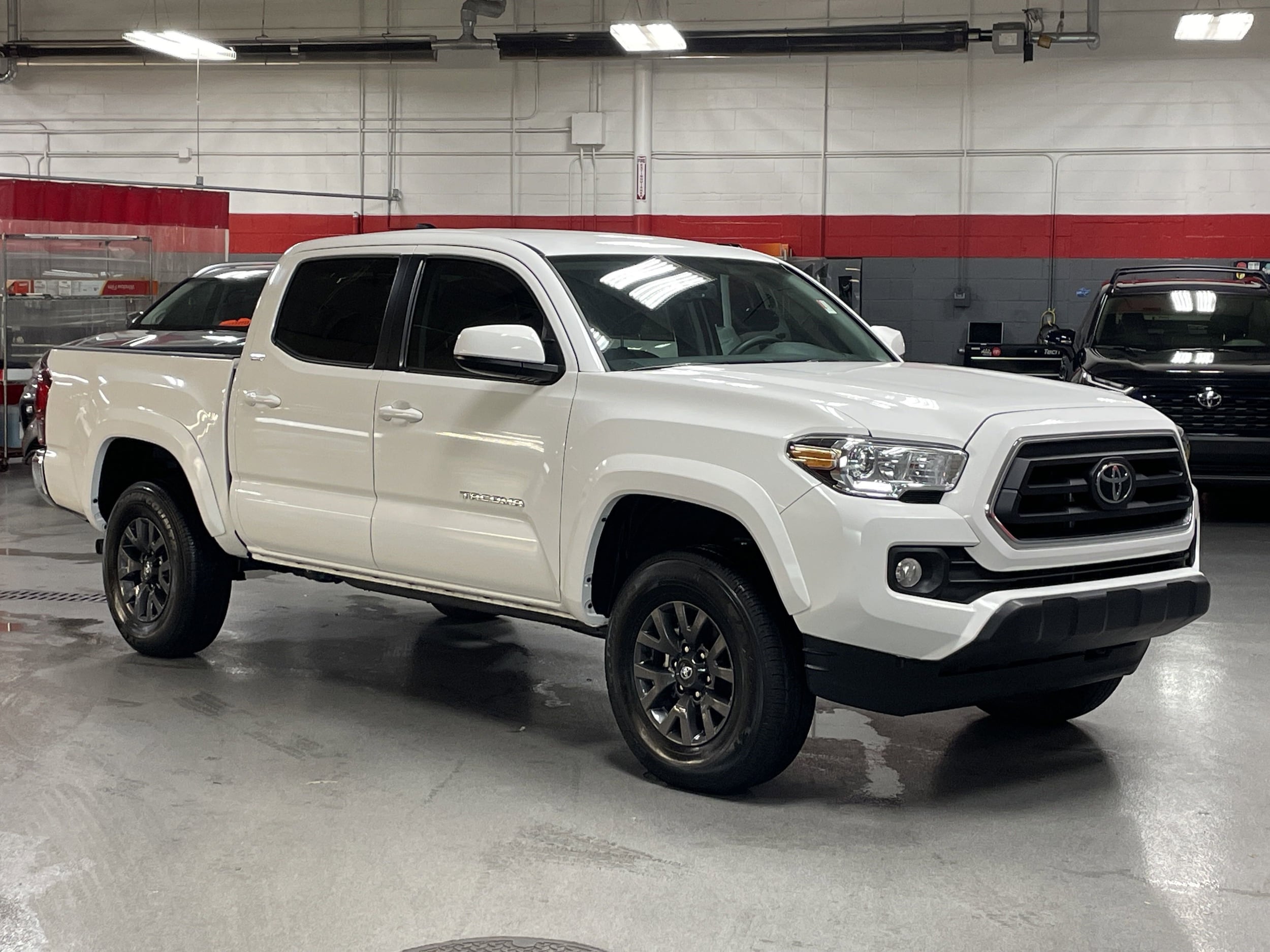 2022 Toyota Tacoma 4WD SR5