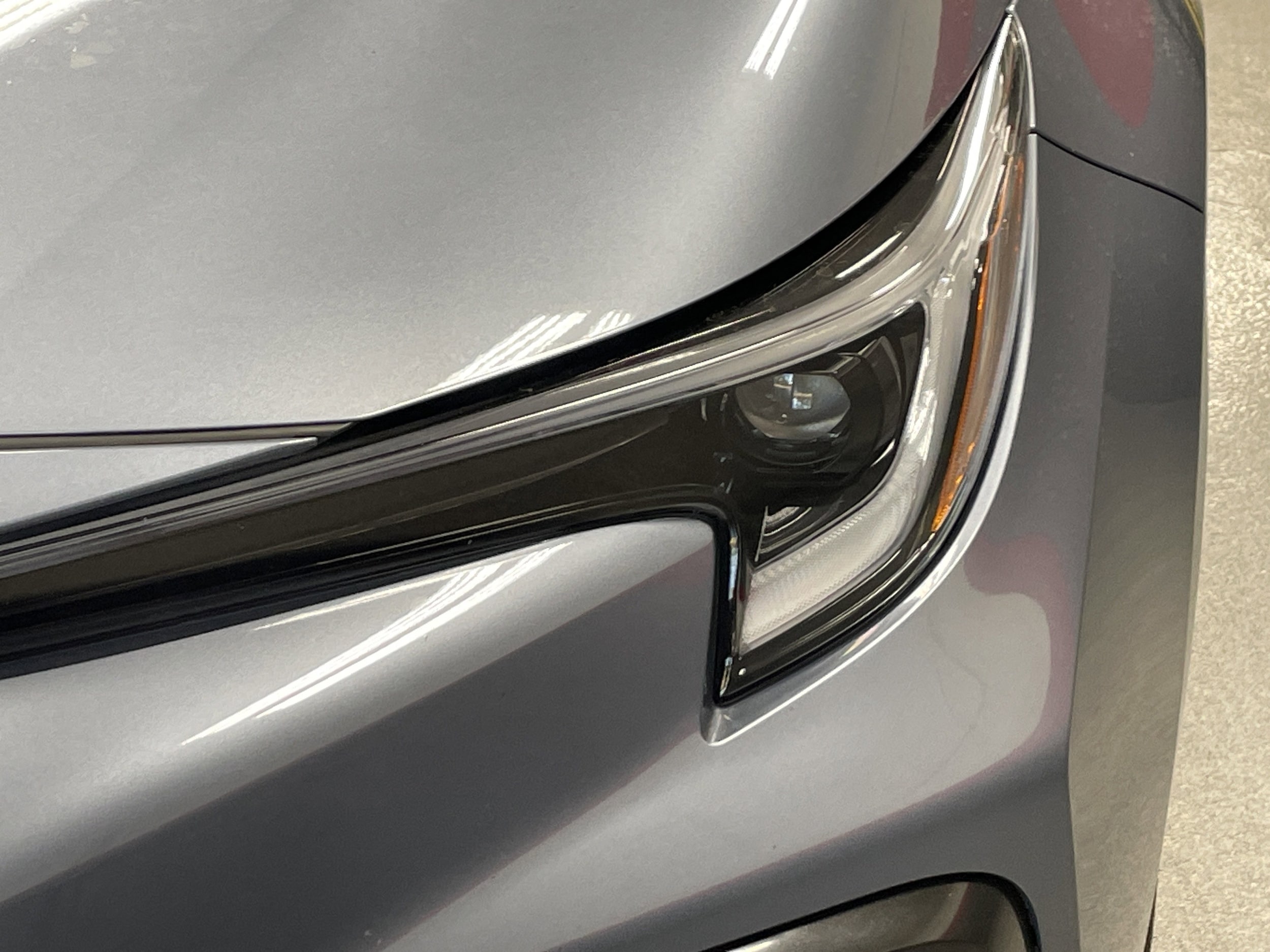 2024 Toyota Corolla SE photo 2