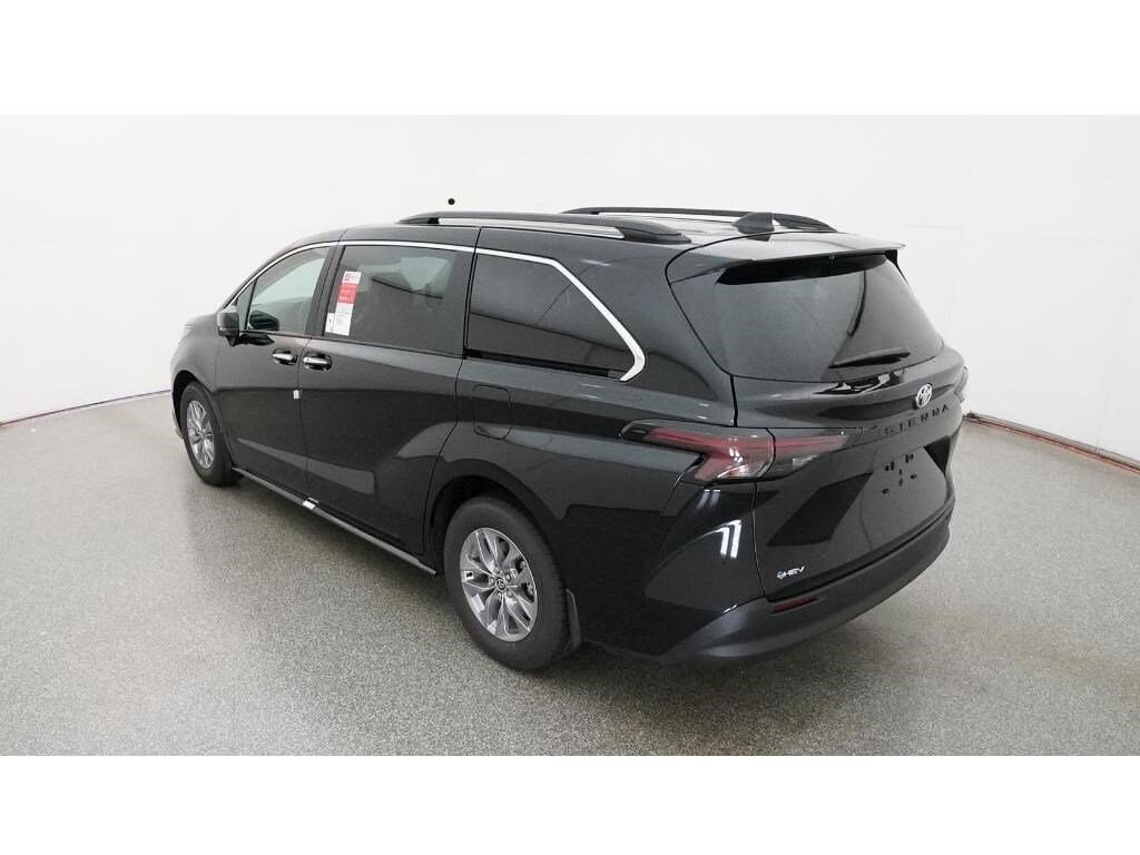 Toyota Sienna XLE
