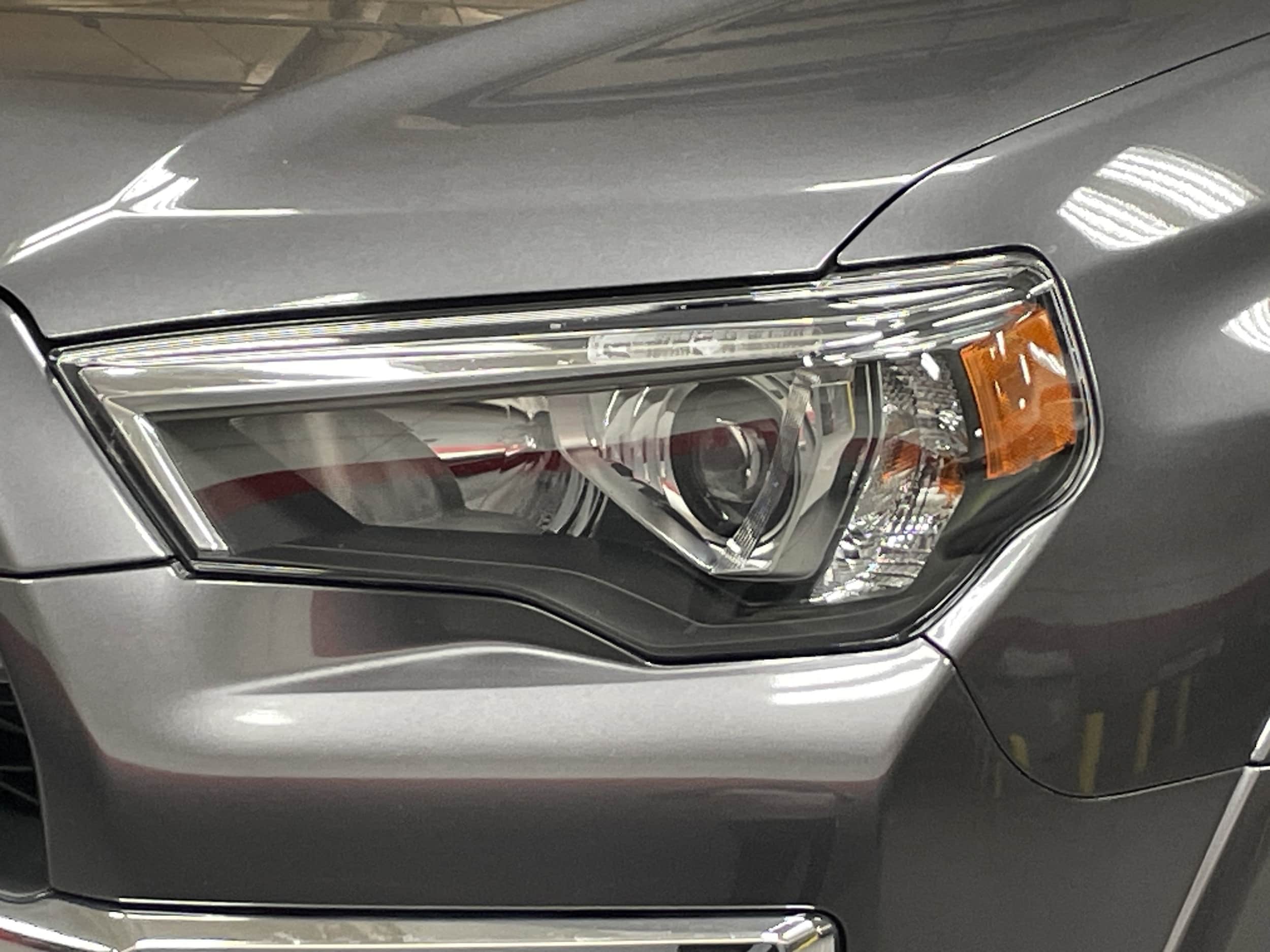 2023 Toyota 4Runner Limited photo 4