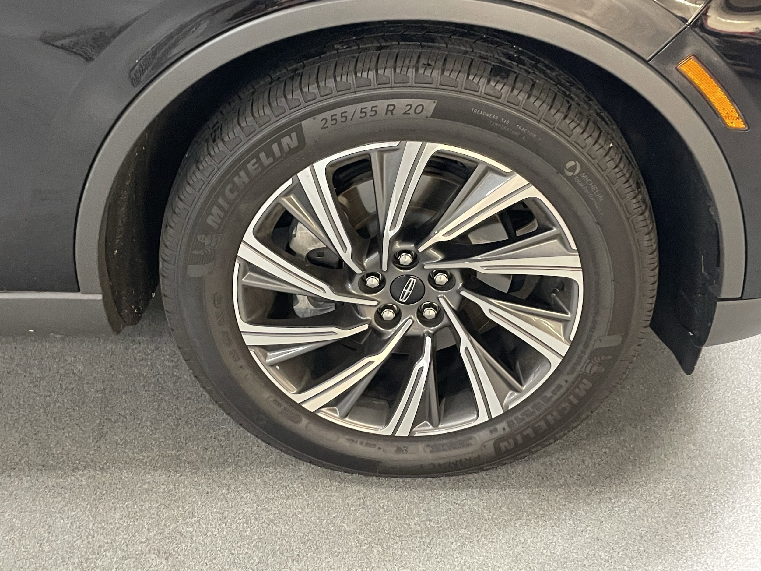 2025 Lincoln Aviator Premiere photo 5