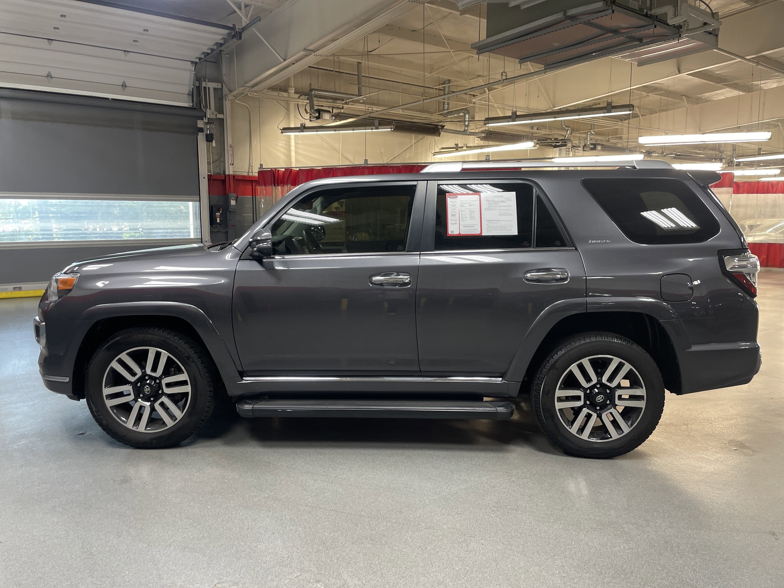 2023 Toyota 4Runner Limited photo 5