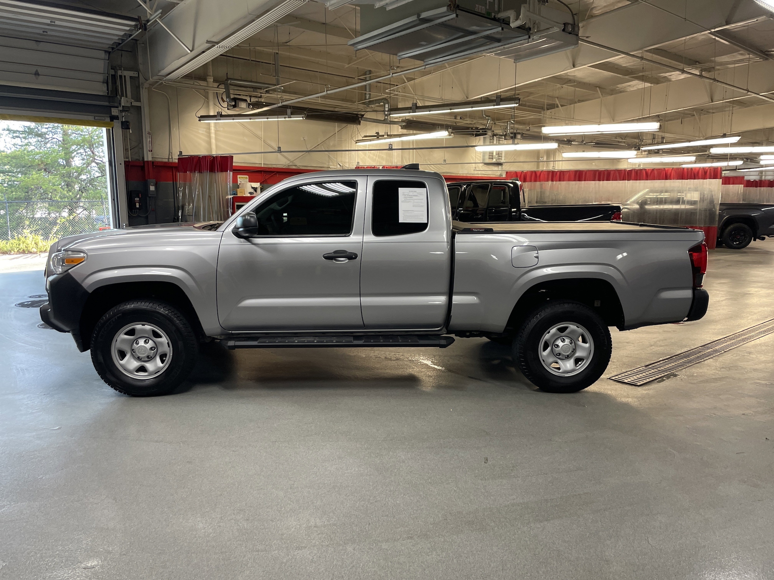 2020 Toyota Tacoma 2WD SR photo 5