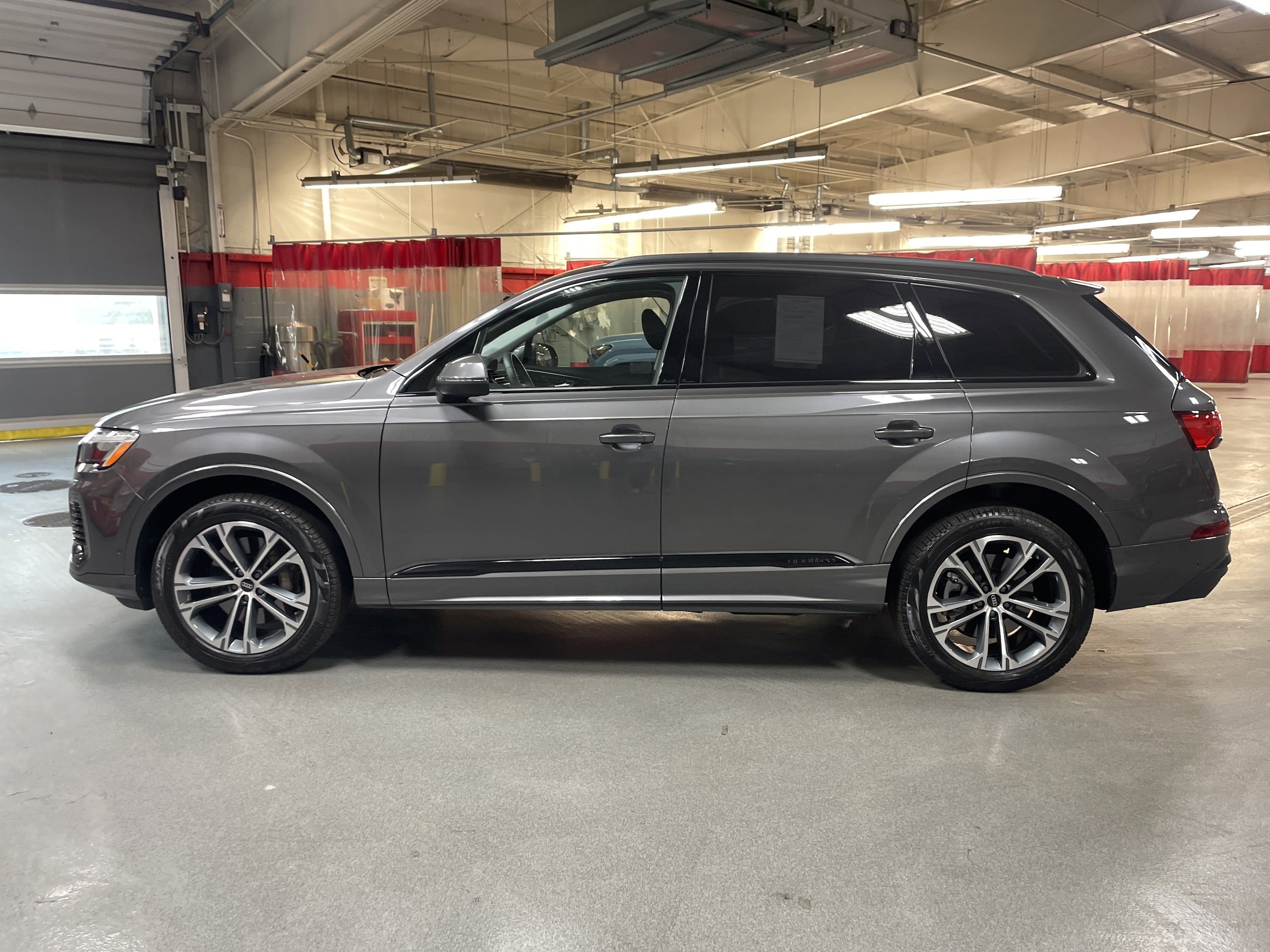 2025 Audi Q7 Premium Plus photo 5