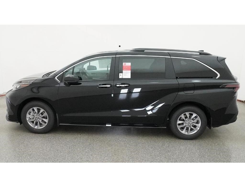 Toyota Sienna XLE