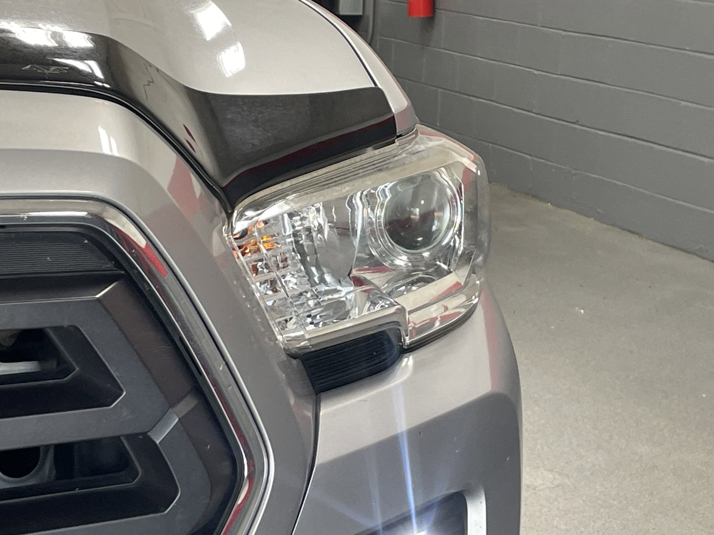 2021 Toyota Tacoma 2WD SR5 photo 2