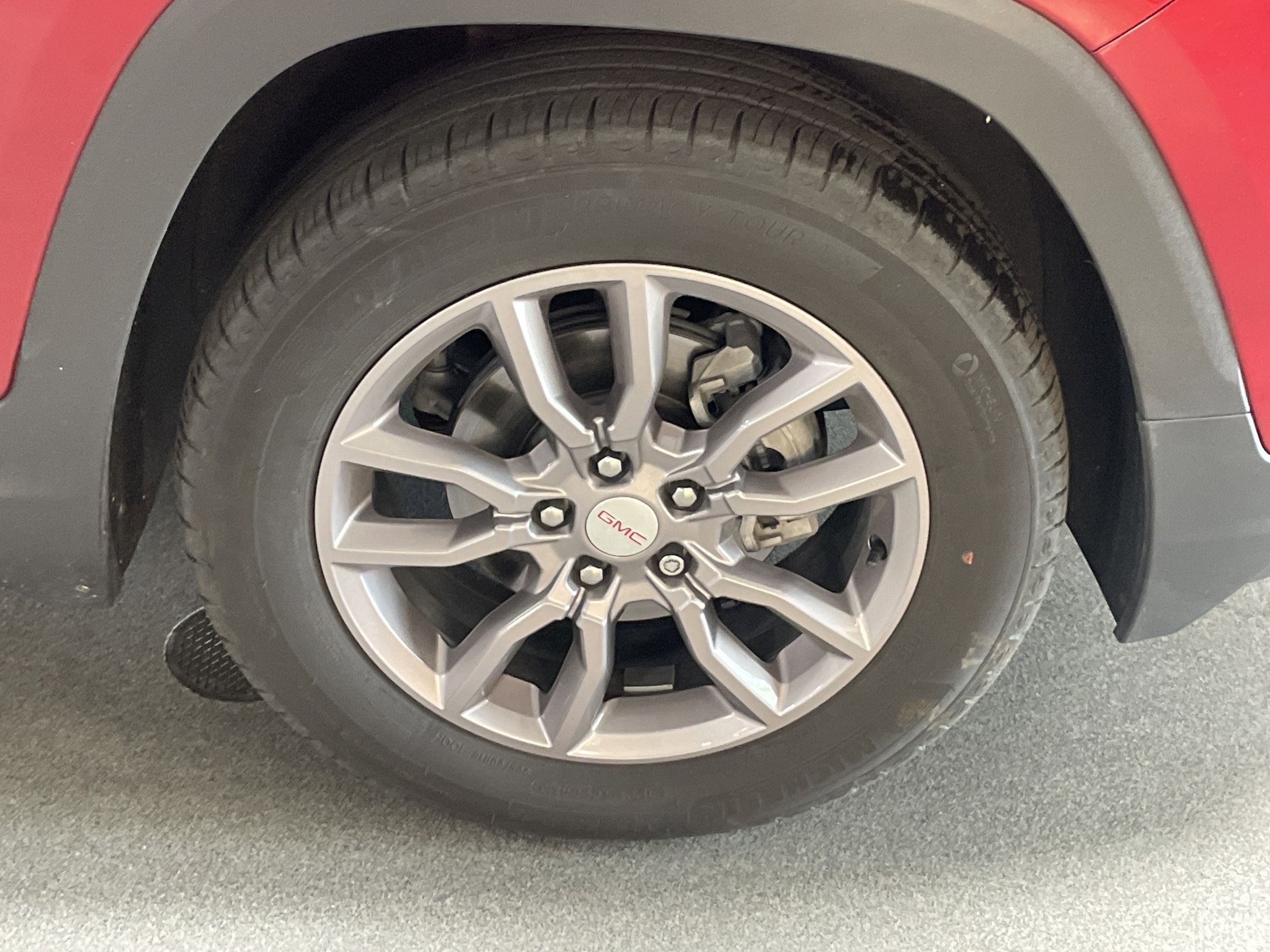 2024 GMC Terrain SLT photo 5