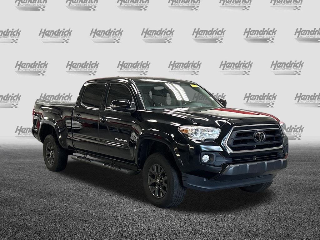 Used 2022 Toyota Tacoma 4WD SR5 Pickup