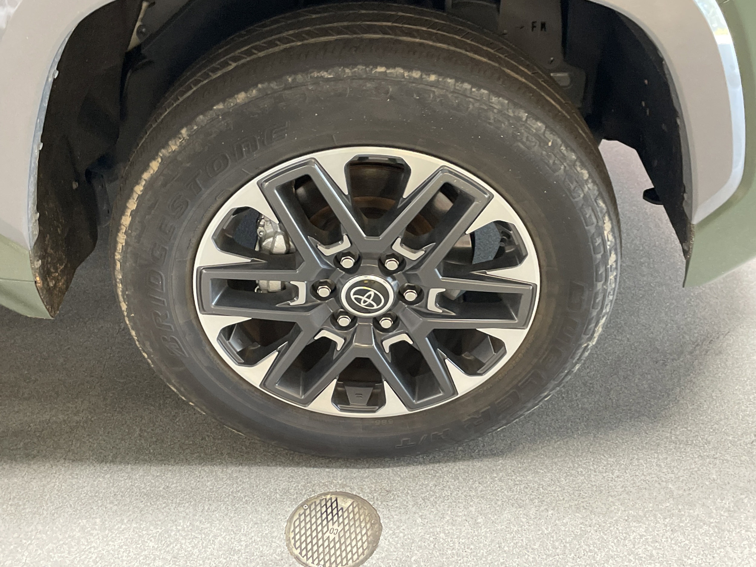 2023 Toyota Tundra 2WD Limited Hybrid photo 5