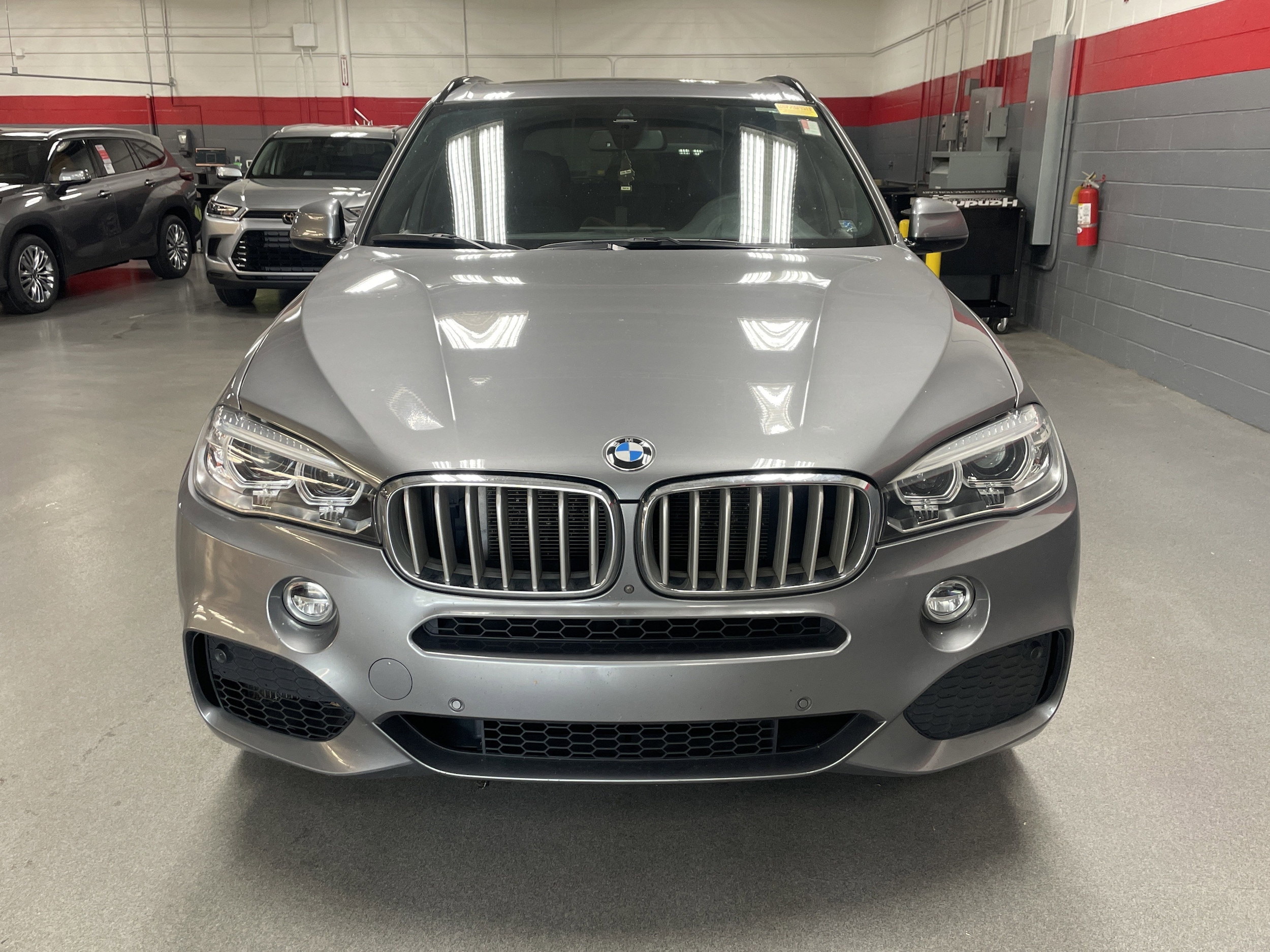 2018 BMW X5 xDrive50i photo 2