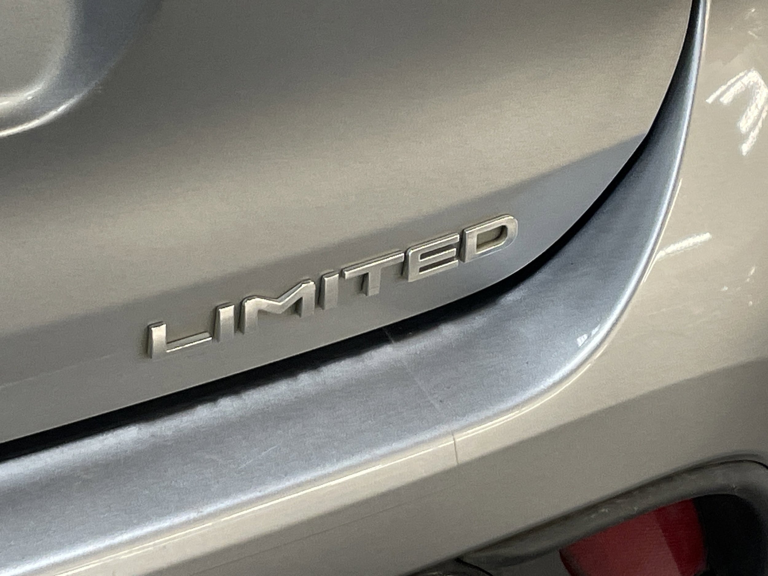 2023 Toyota Highlander Limited photo 5