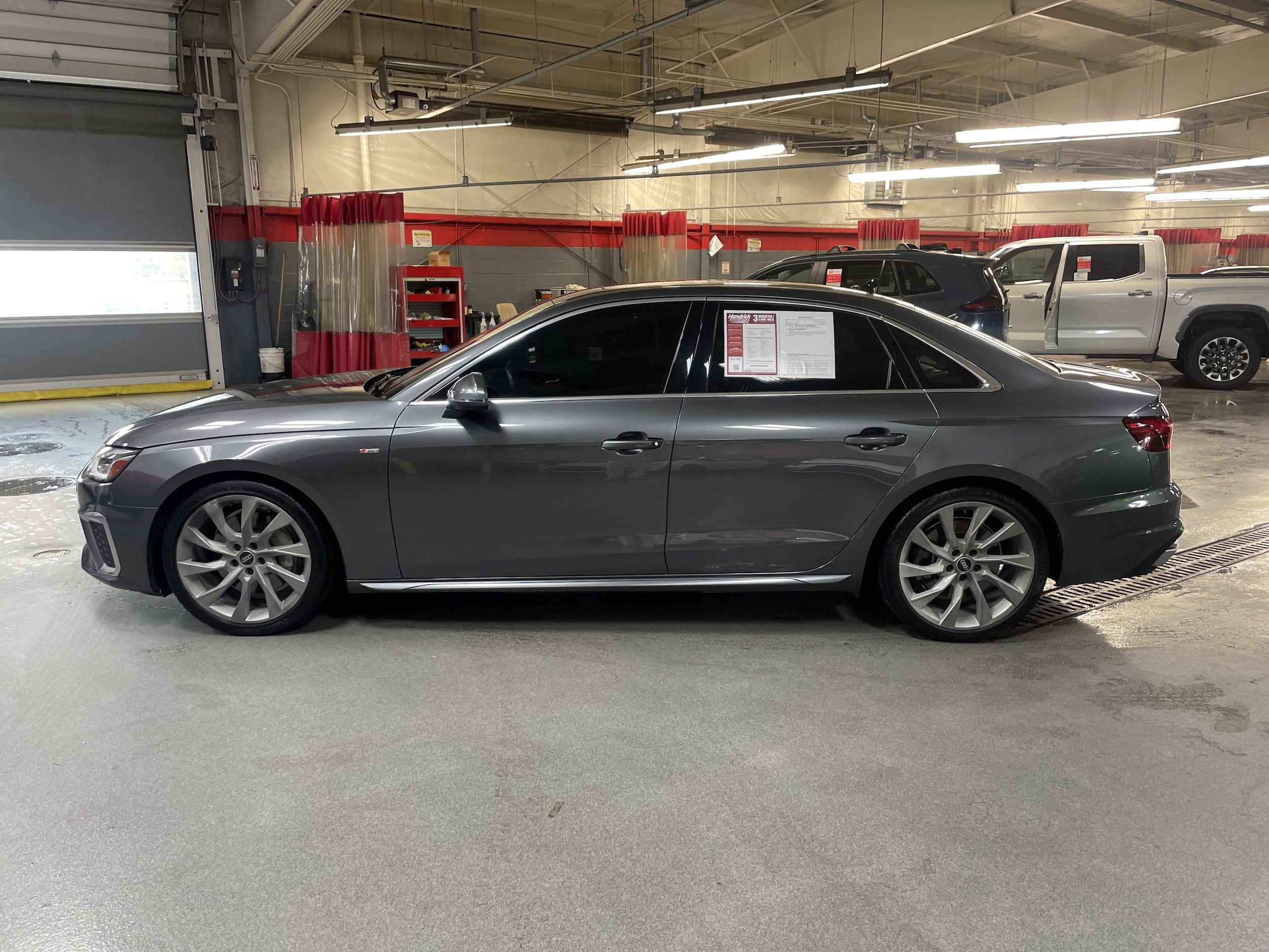2021 Audi A4 Sedan S line Premium Plus photo 5