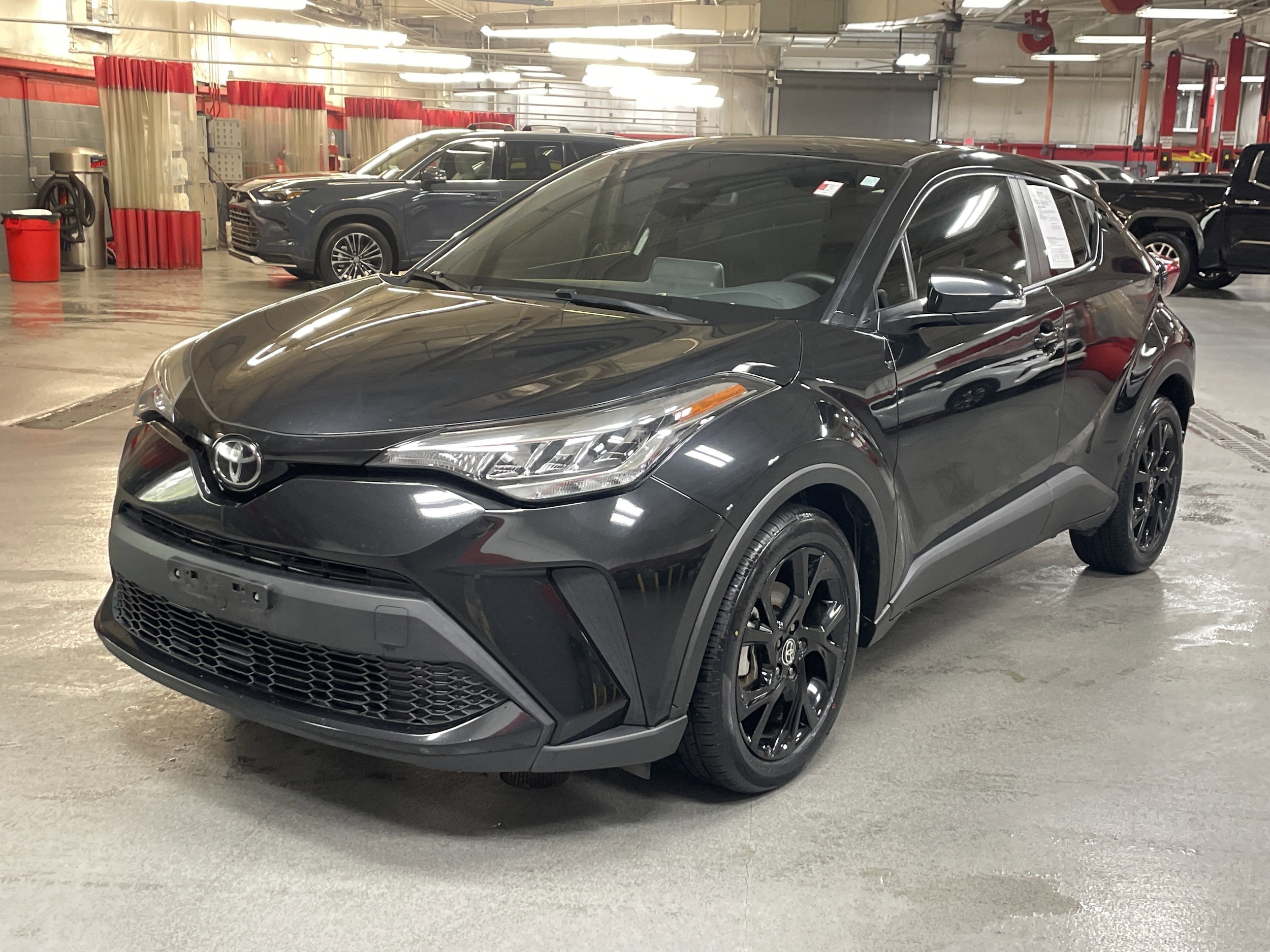 2022 Toyota C-HR Nightshade photo 4
