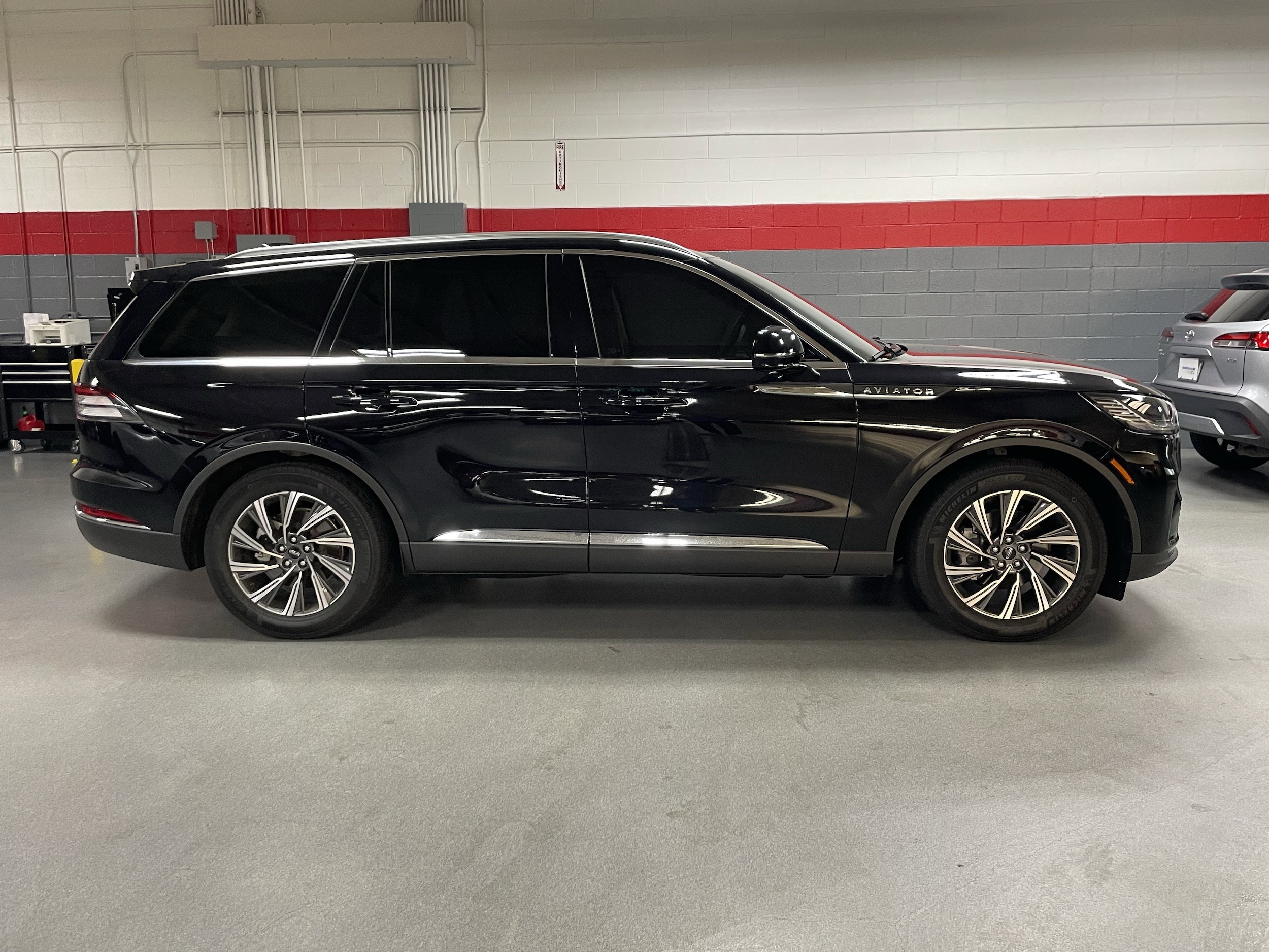 2025 Lincoln Aviator Premiere photo 6